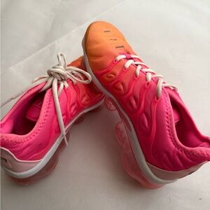 Nike Women's Vibrant Pink and Orange Vapor Max Sneakers